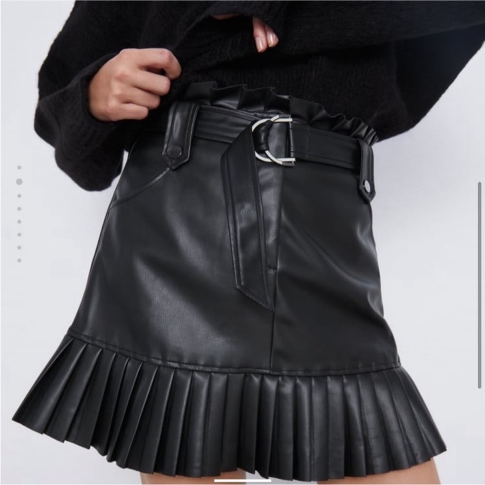 Zara Black Pleated Leather Skirt